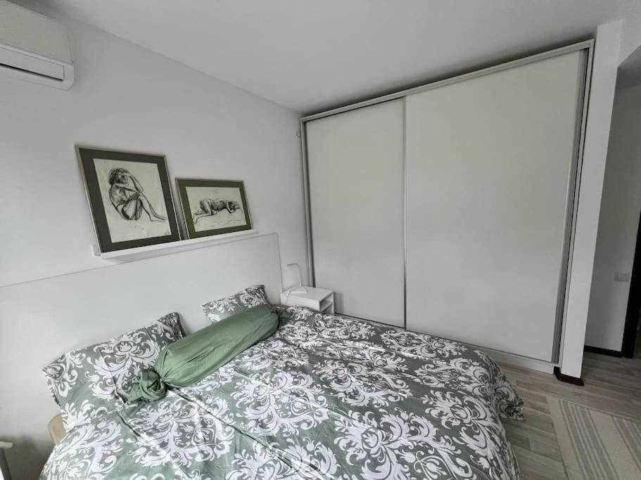 Kazanlak Large Guest House Apartment Near The Center With Full Kitchen & Dining Room, King Beds, Garden Patio, Free Parking & Self Check-In Kazanlŭk Exterior foto